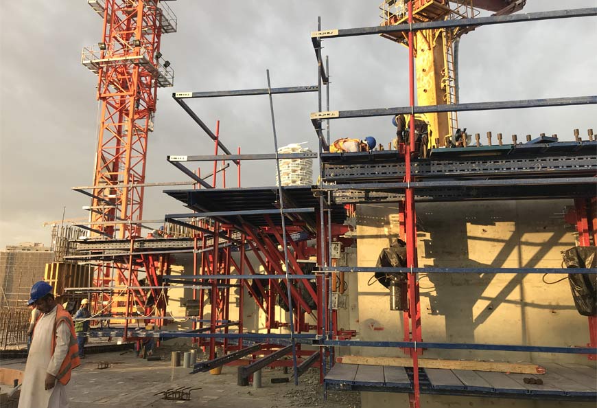 Site set up in UAE for a commercial building