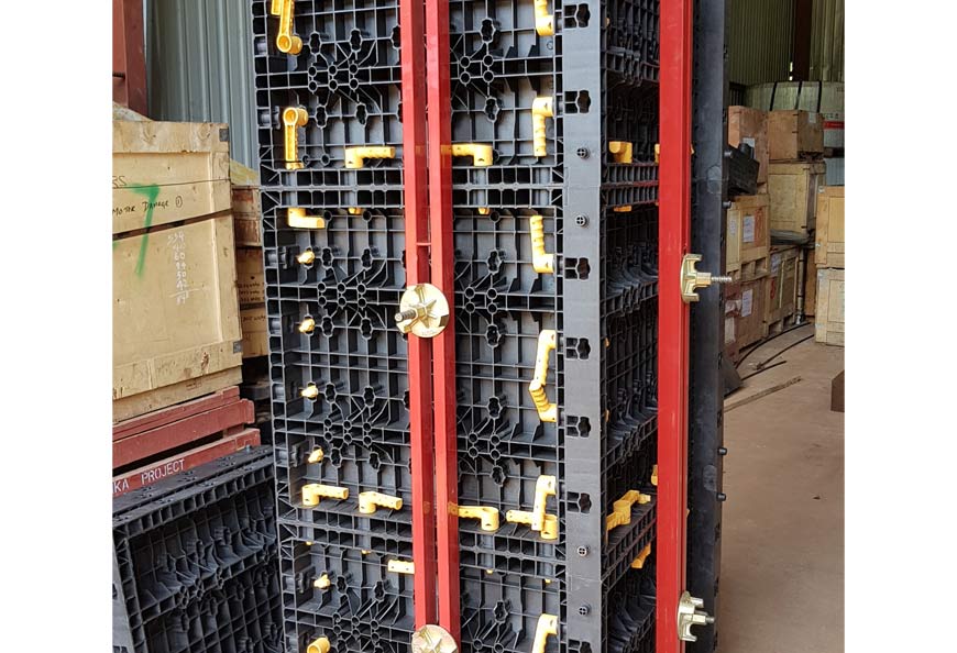 TECON Adjustable Plastic Column Formwork produces columns from 200x200 to 600x600mm